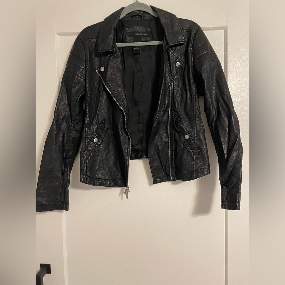 GENTLY USED SIZE M FAUX LEATHER CALVIN KLEIN JACKET